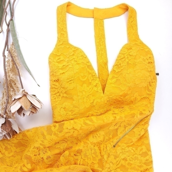New Revolve NBD x Naven Yellow Embroidered Gorgeous Low Back Dress Sz Xs - Picture 5 of 16